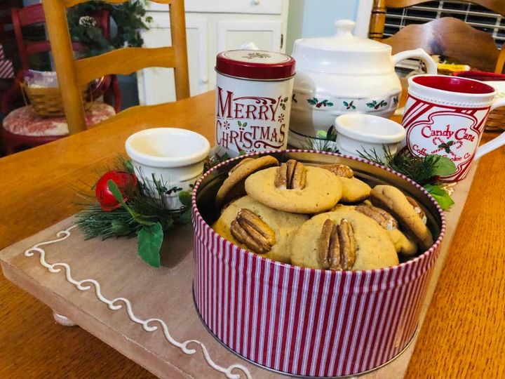 Crispy Pecan Cookies