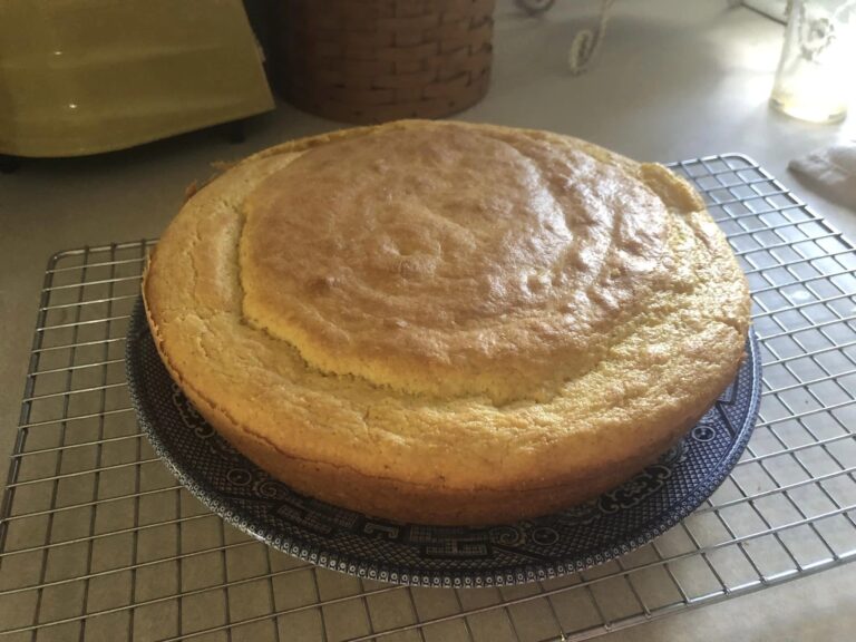 Skillet Cornbread Recipe