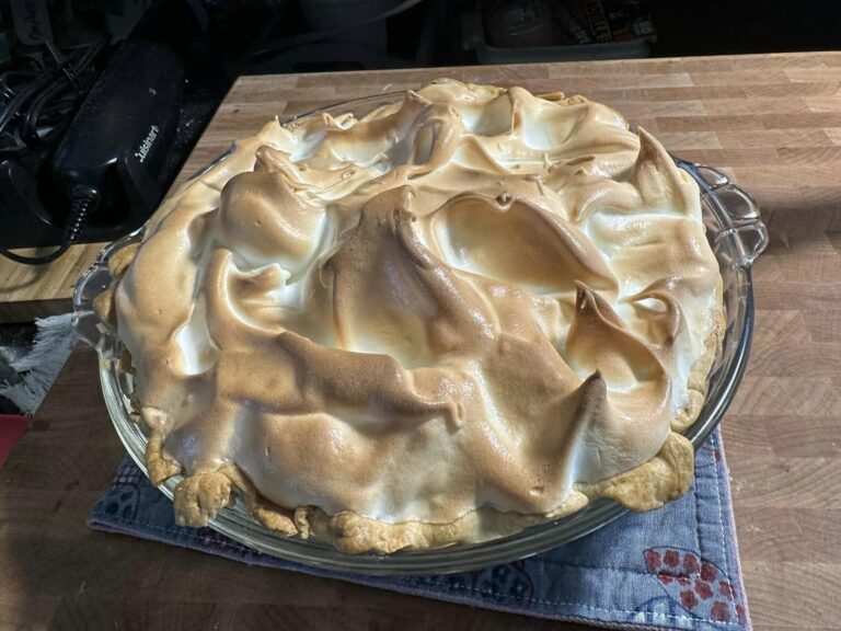 Fluffy Meringue Butterscotch Pie Recipe