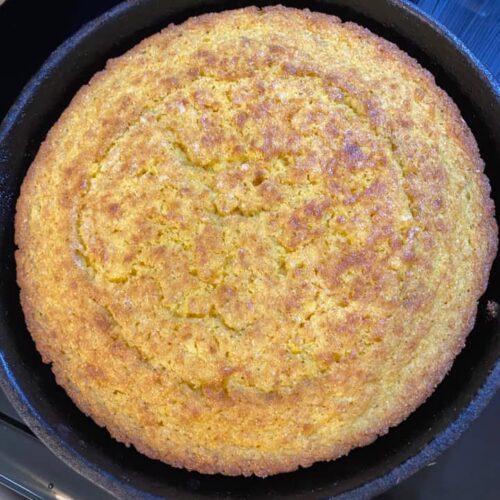 fresh-corn-skillet-cornbread-in-cast-iron