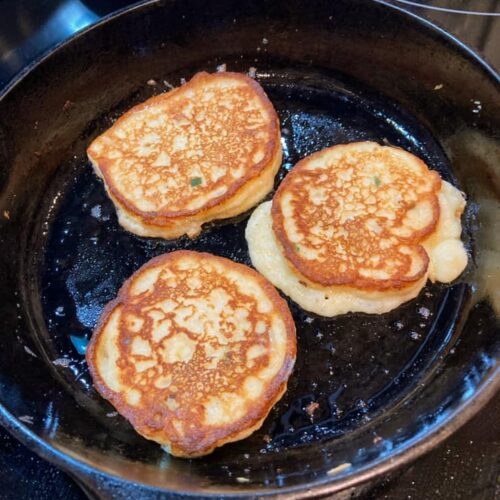 Leftover Mashed Potato Pancakes – Crispy Cast‑Iron Goodness
