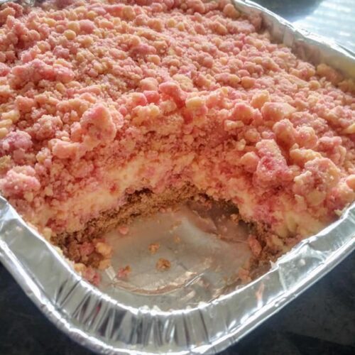 Strawberry Crunch Crumble Cheesecake