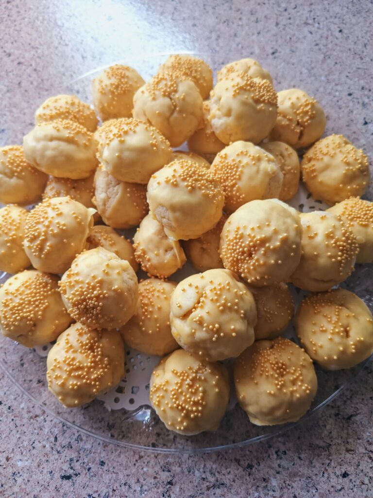 Italian lemon drop cookies